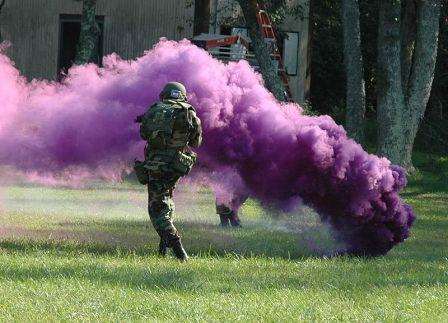 Purple smoke grenade