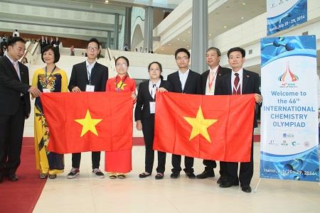 Đội tuyển IChO Việt Nam khá tự tin với kết quả của mình trước giờ vào trao giải